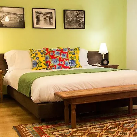 Miragaia House Guest house
