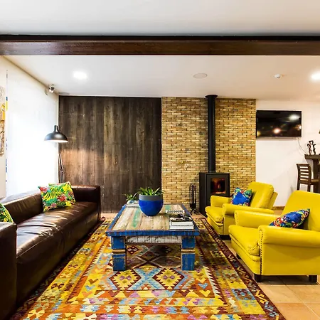 Miragaia House 3*